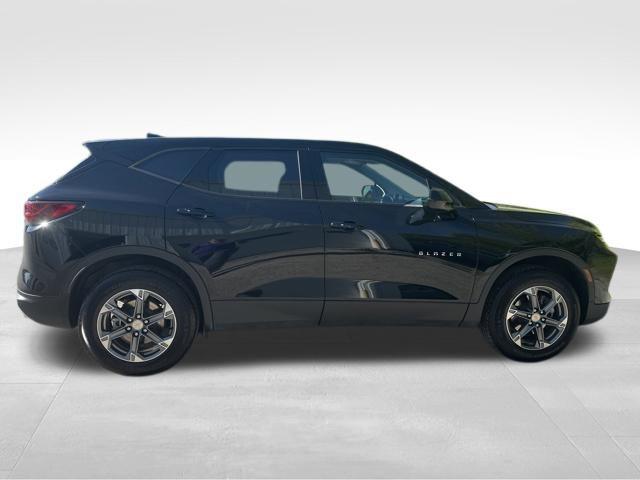 2025 Chevrolet Blazer AWD 2LT