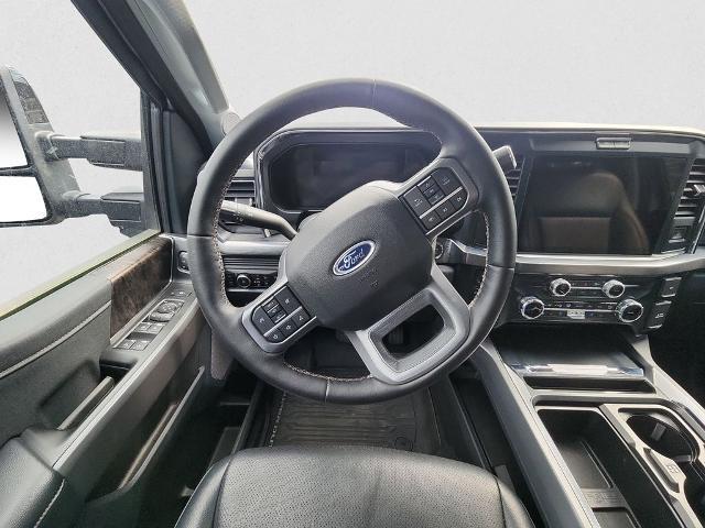 2025 Ford F-450 LARIAT