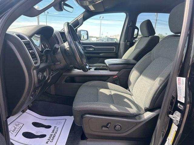 2022 Ram 1500 Big Horn Crew Cab 4x4 5'7" Box