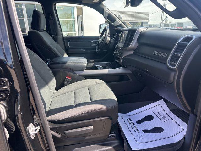 2022 Ram 1500 Big Horn Crew Cab 4x4 5'7" Box