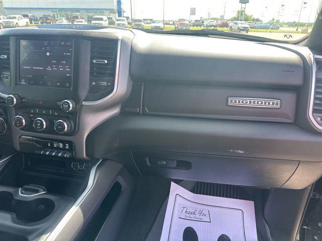2022 Ram 1500 Big Horn Crew Cab 4x4 5'7" Box