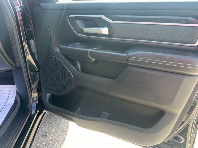2022 Ram 1500 Big Horn Crew Cab 4x4 5'7" Box