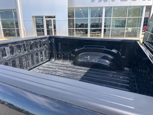 2022 Ram 1500 Big Horn Crew Cab 4x4 5'7" Box