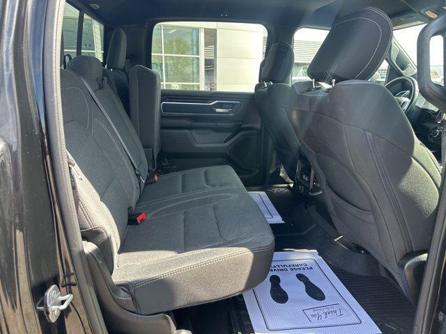 2022 Ram 1500 Big Horn Crew Cab 4x4 5'7" Box