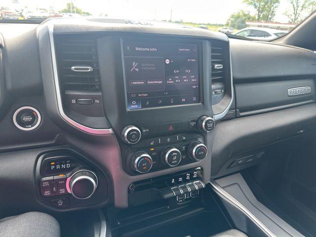 2022 Ram 1500 Big Horn Crew Cab 4x4 5'7" Box