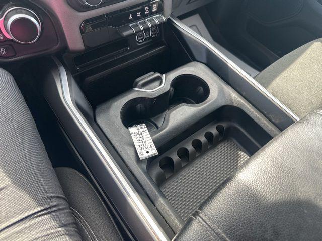 2022 Ram 1500 Big Horn Crew Cab 4x4 5'7" Box