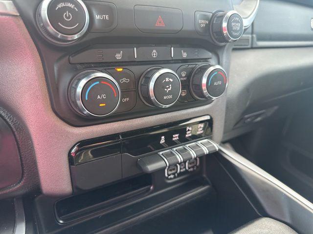 2022 Ram 1500 Big Horn Crew Cab 4x4 5'7" Box