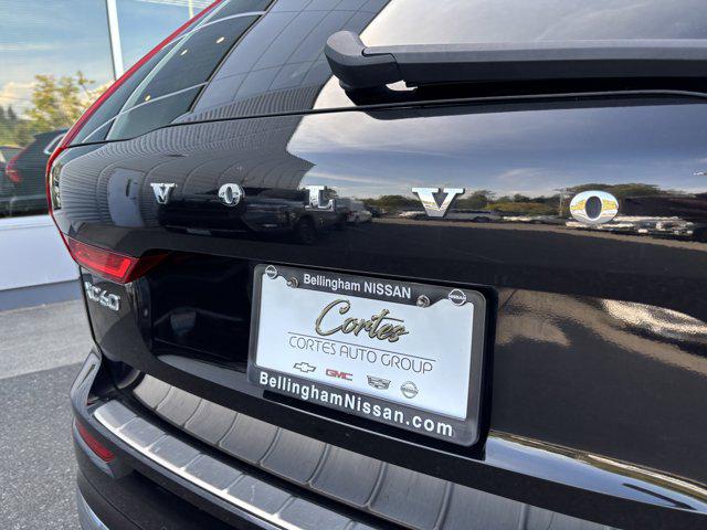 2023 Volvo XC60 B5 Plus Bright Theme