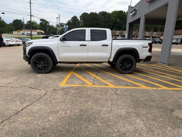 2023 Chevrolet Colorado 4WD Crew Cab Short Box Trail Boss