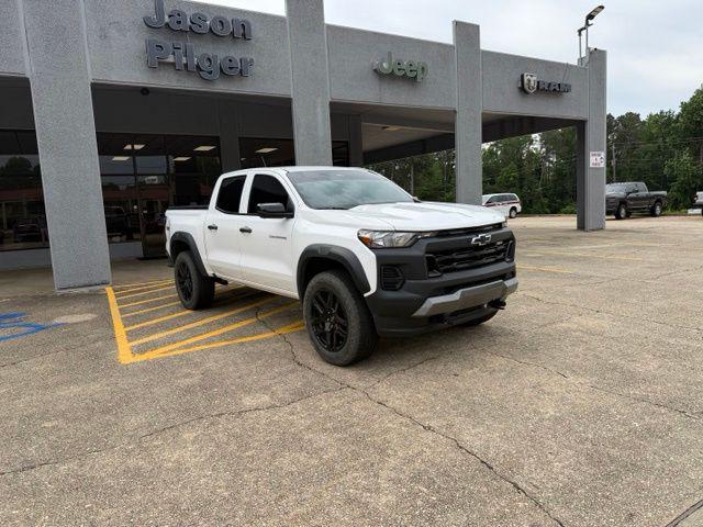 2023 Chevrolet Colorado 4WD Crew Cab Short Box Trail Boss