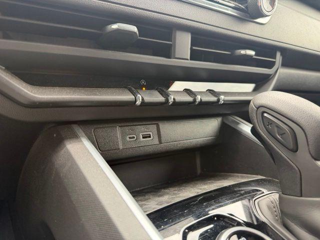 2023 Chevrolet Colorado 4WD Crew Cab Short Box Trail Boss