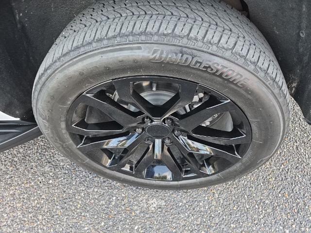 2024 Chevrolet Suburban 2WD RST