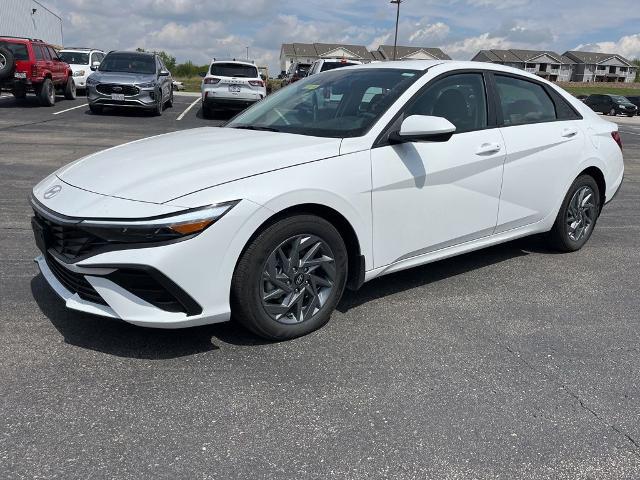 2025 Hyundai Elantra Hybrid Blue for sale in Maryville, MO