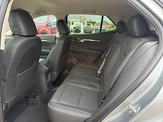 2023 Buick Envision Essence FWD