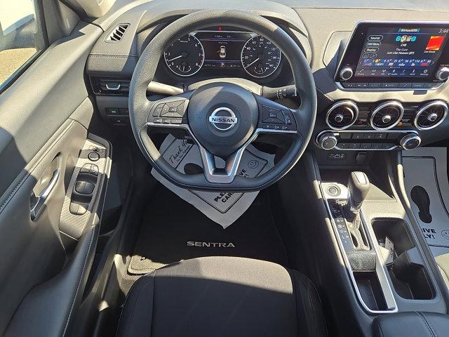 2023 Nissan Sentra SV Xtronic CVT