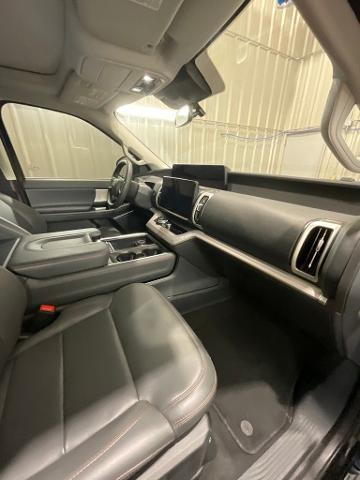 2025 Ford Expedition Active MAX
