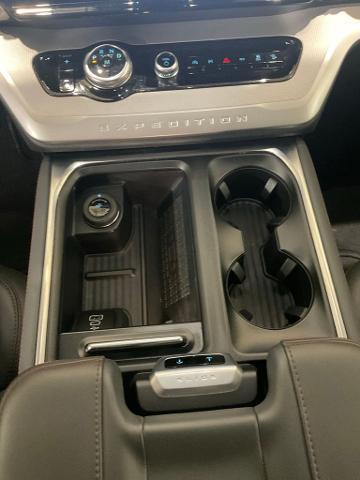 2025 Ford Expedition Active MAX