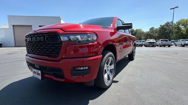 2026 Ram 1500 Express Crew Cab 4x4 57 Box