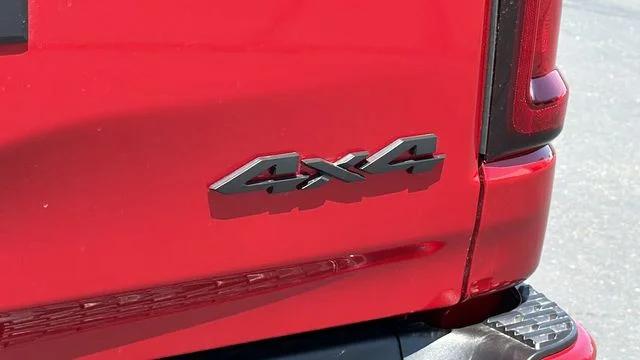 2026 Ram 1500 Express Crew Cab 4x4 57 Box