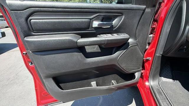 2026 Ram 1500 Express Crew Cab 4x4 57 Box