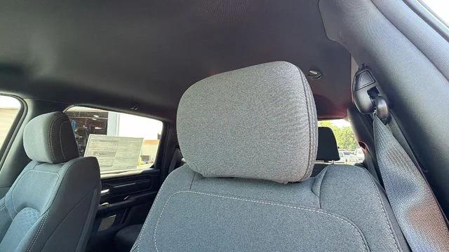 2026 Ram 1500 Express Crew Cab 4x4 57 Box