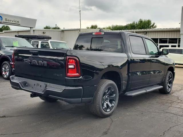 2026 RAM 1500 RAM 1500 EXPRESS CREW CAB 4X4 57 BOX