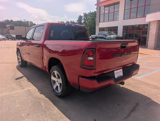 2026 RAM Ram 1500 RAM 1500 EXPRESS CREW CAB 4X2 57 BOX