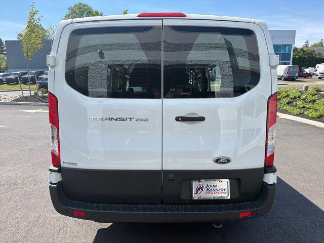 2025 Ford Transit Cargo Van Base