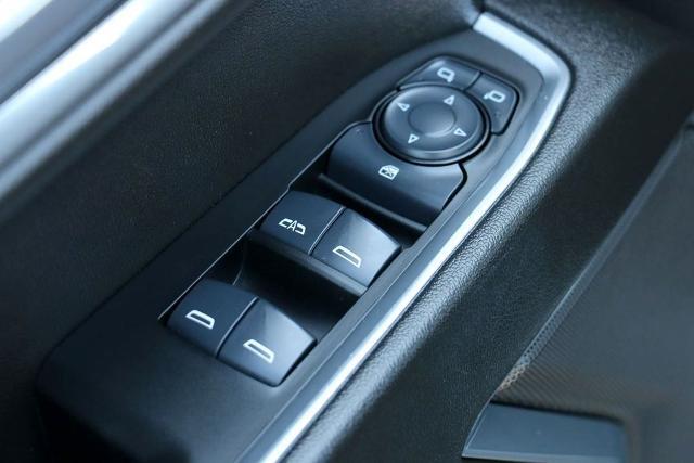 2025 Chevrolet Silverado 1500 2WD Crew Cab Short Bed LT