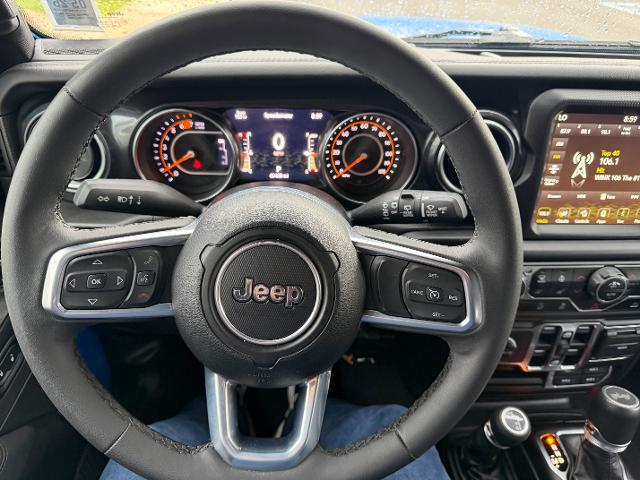 2023 Jeep Wrangler 4-Door Sahara Altitude 4x4
