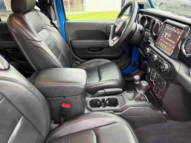 2023 Jeep Wrangler 4-Door Sahara Altitude 4x4