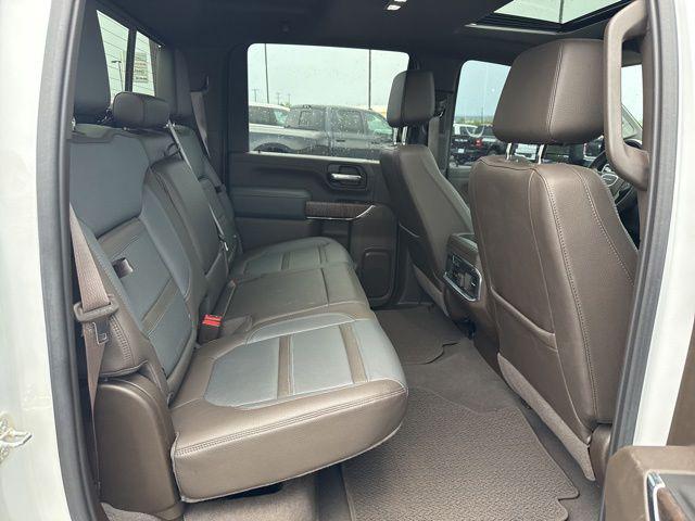 2023 GMC Sierra 2500HD 4WD Crew Cab Standard Bed Denali