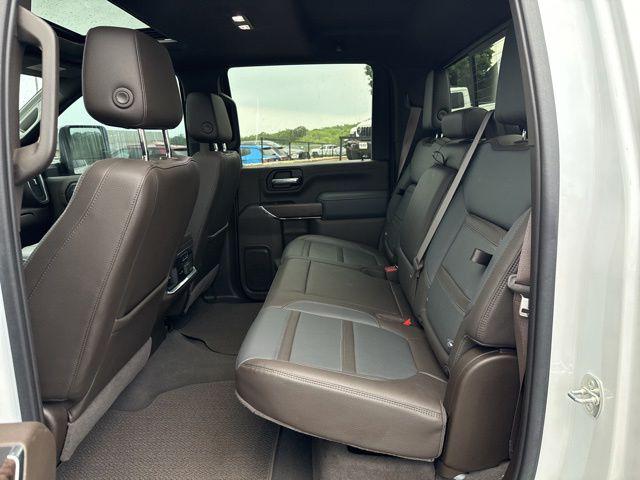 2023 GMC Sierra 2500HD 4WD Crew Cab Standard Bed Denali