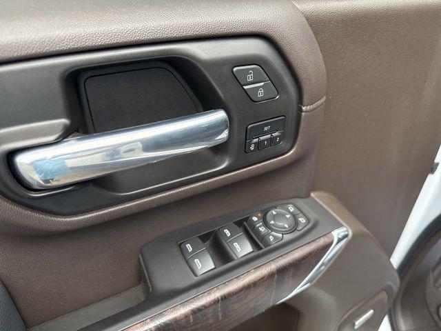 2023 GMC Sierra 2500HD 4WD Crew Cab Standard Bed Denali