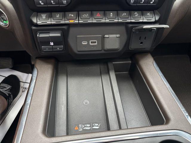 2023 GMC Sierra 2500HD 4WD Crew Cab Standard Bed Denali