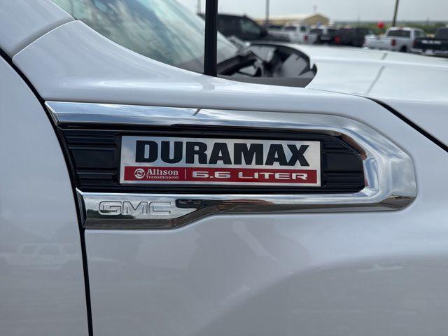 2023 GMC Sierra 2500HD 4WD Crew Cab Standard Bed Denali