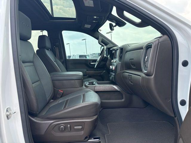 2023 GMC Sierra 2500HD 4WD Crew Cab Standard Bed Denali