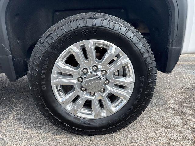 2023 GMC Sierra 2500HD 4WD Crew Cab Standard Bed Denali