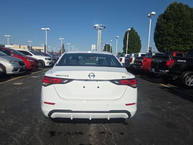 2022 Nissan Sentra SV Xtronic CVT