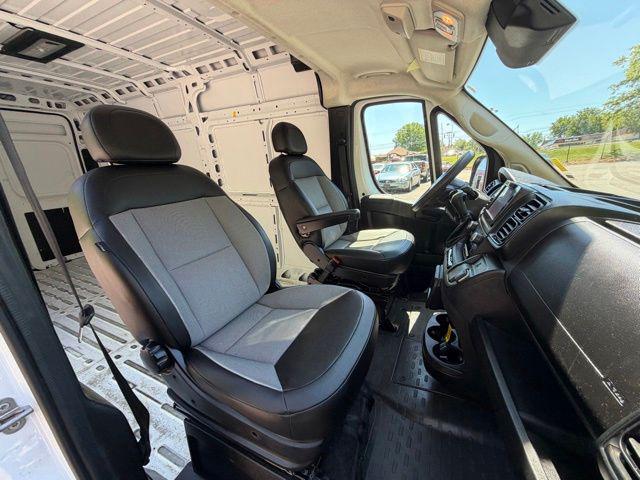 2025 Ram ProMaster 2500 Cargo Van Tradesman High Roof 159" WB w/Pass Seat