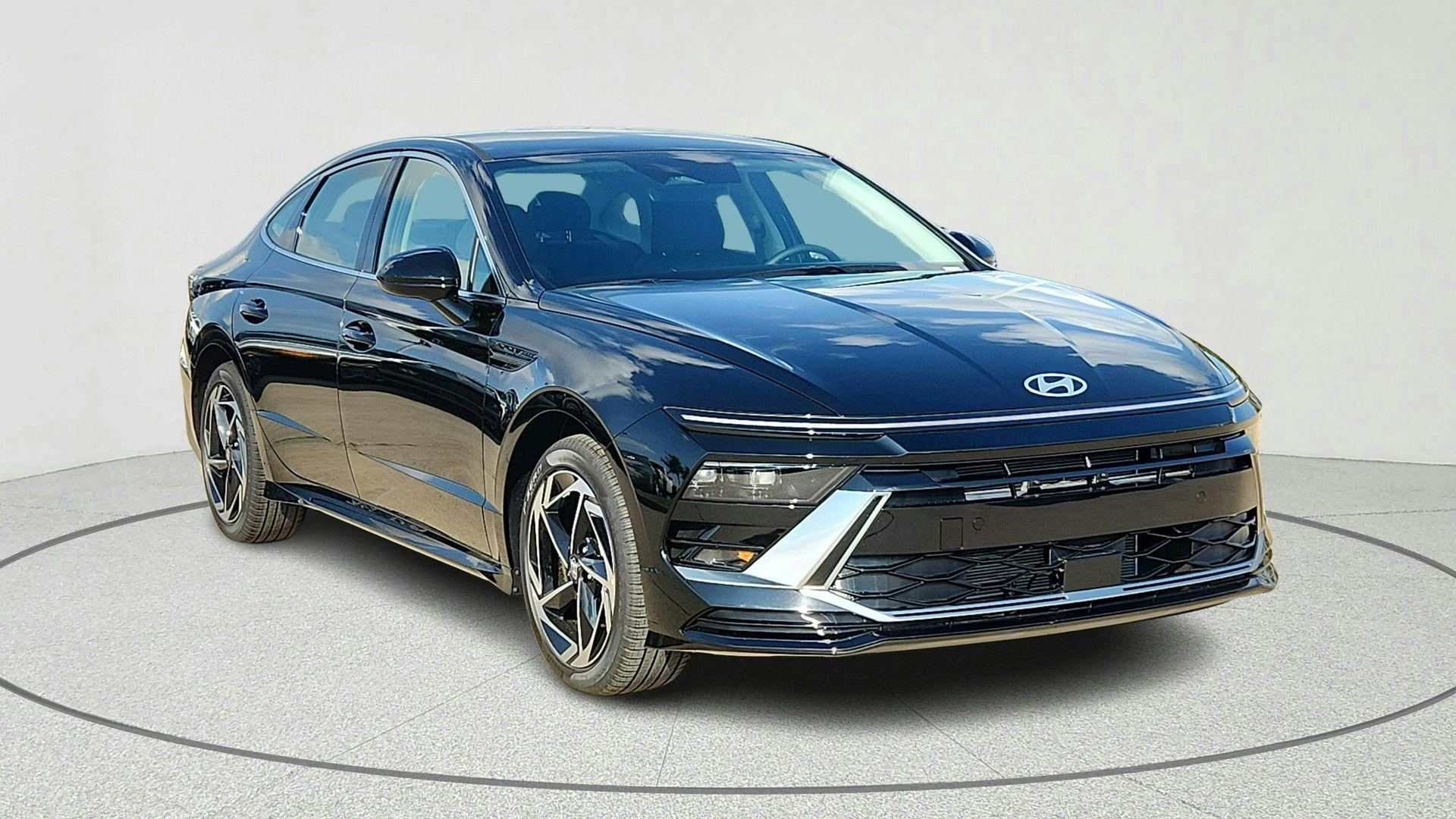 2026 Hyundai Sonata SEL AWD's photo