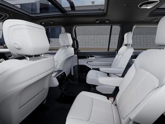 2026 Jeep Grand Wagoneer 4x2