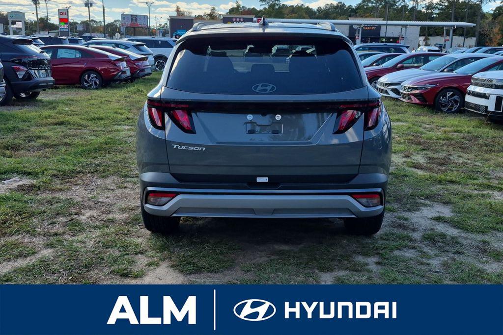 New 2026 Gray Hyundai SEL FWD image 7