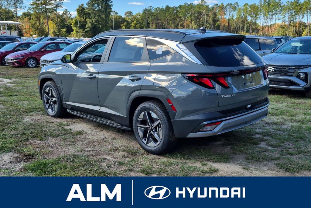 New 2026 Gray Hyundai SEL FWD image 10