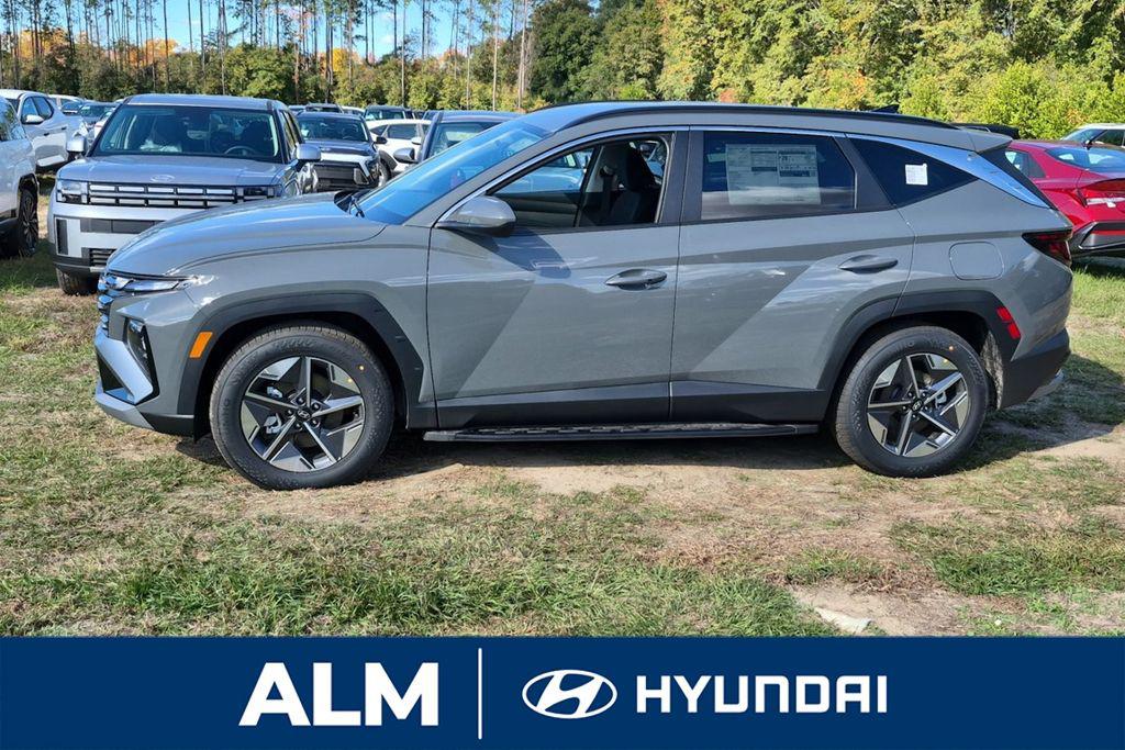 New 2026 Gray Hyundai SEL FWD image 11