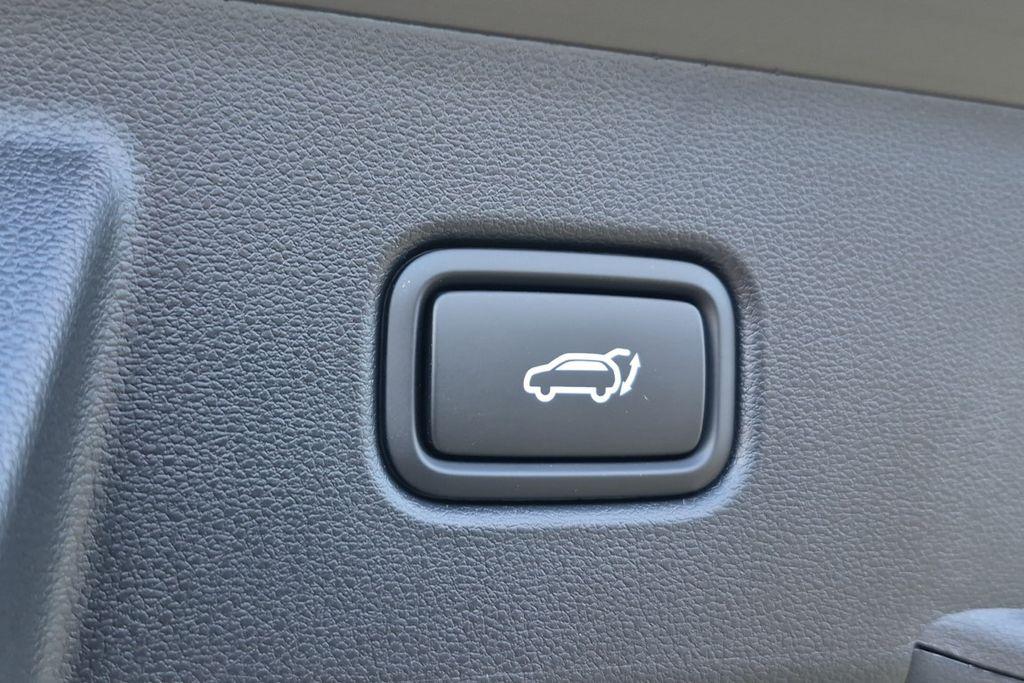 New 2026 Gray Hyundai SEL FWD image 8