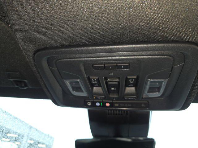 2025 GMC Sierra 1500 4WD Crew Cab Short Box AT4