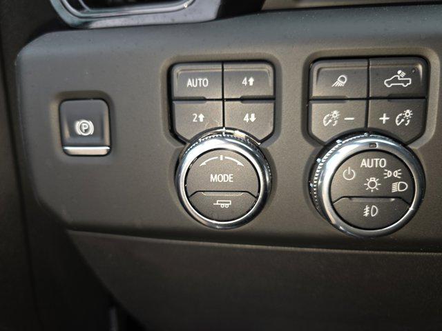 2025 GMC Sierra 1500 4WD Crew Cab Short Box AT4