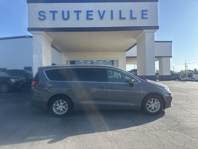 2025 Chrysler Pacifica Select for sale in Atoka, OK