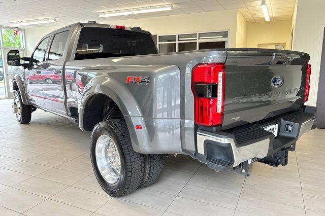 2024 Ford F-450 LARIAT